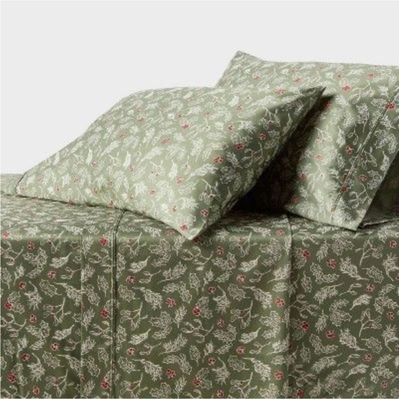 Threshold - King 400 Thread Count Performance Holiday Sheet Set Green Holly